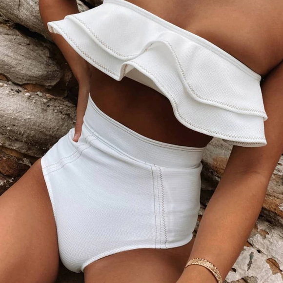 Suboo Kaia Ruffle Bikini Small Top/XS bottom - Picture 3 of 16